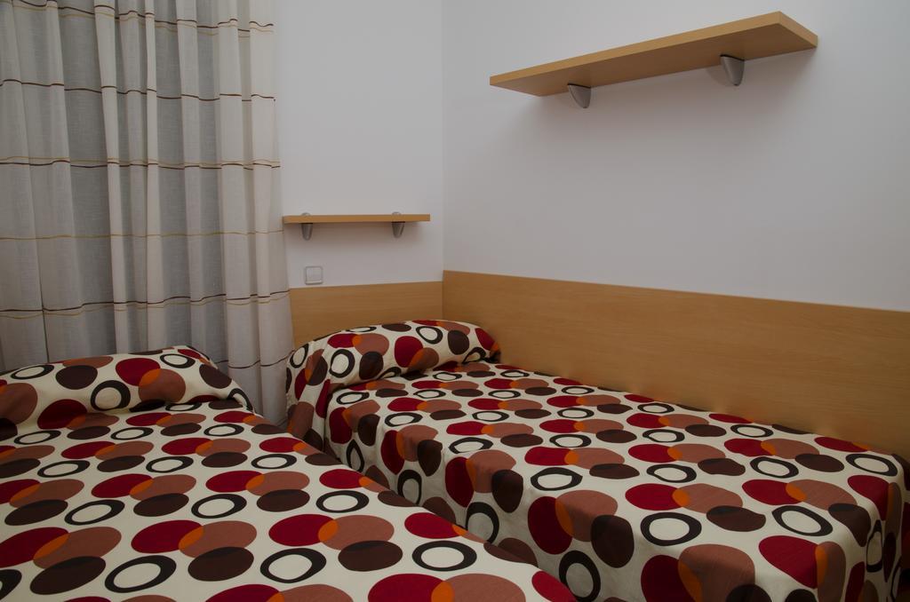 Apartment Navas *